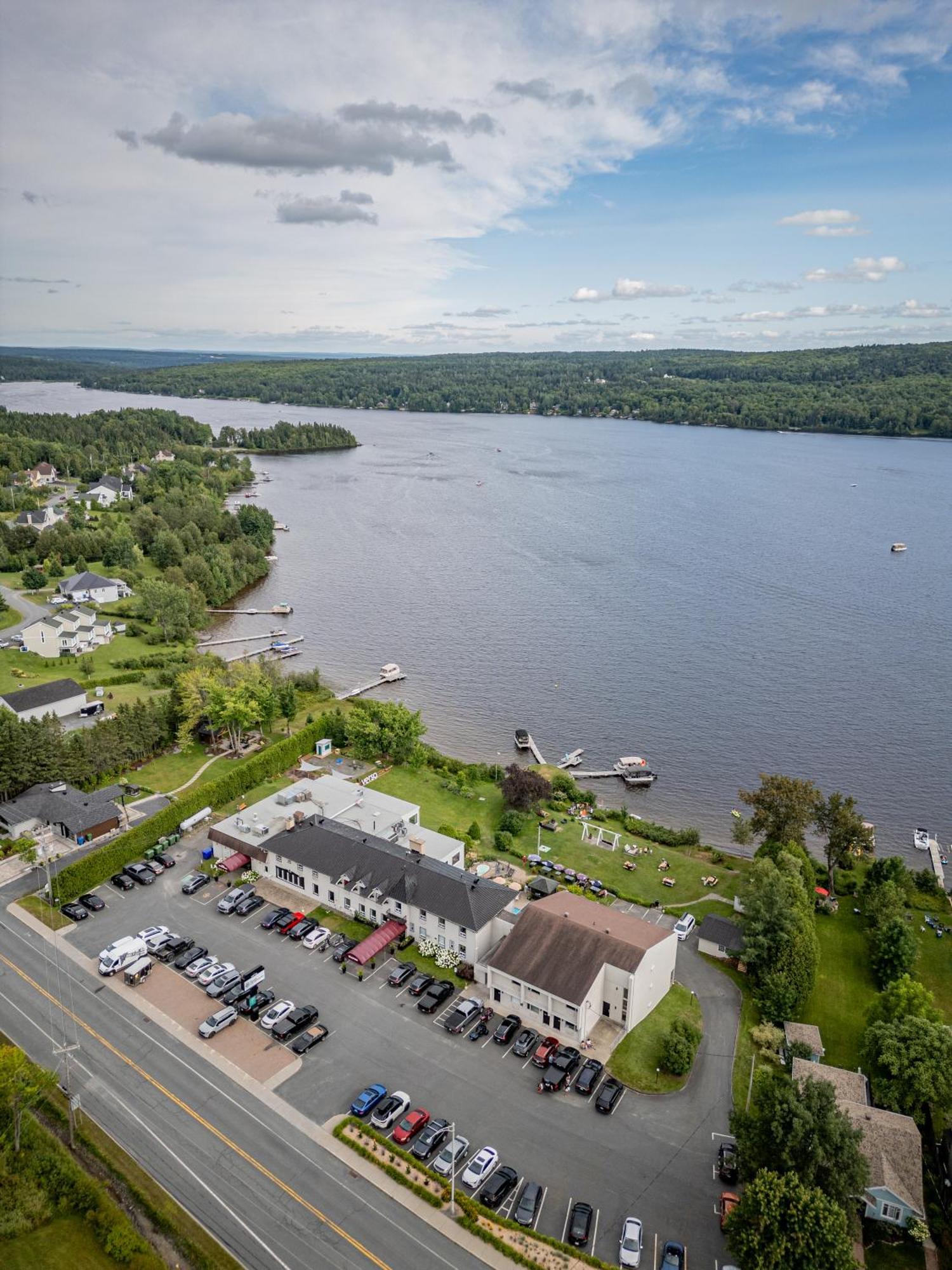 Manoir Lac-Etchemin Екстериор снимка